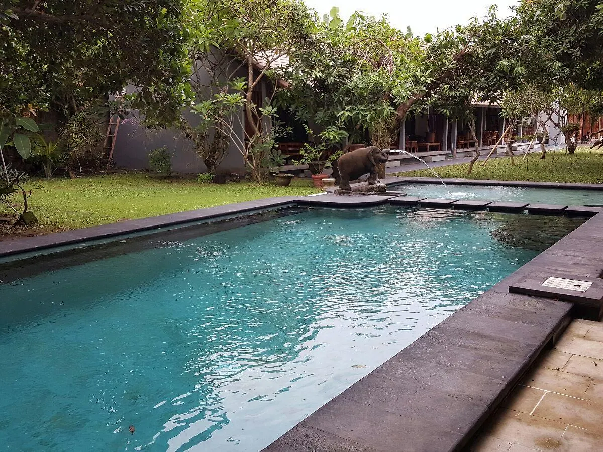 Adys Inn Legian Bed & Breakfast